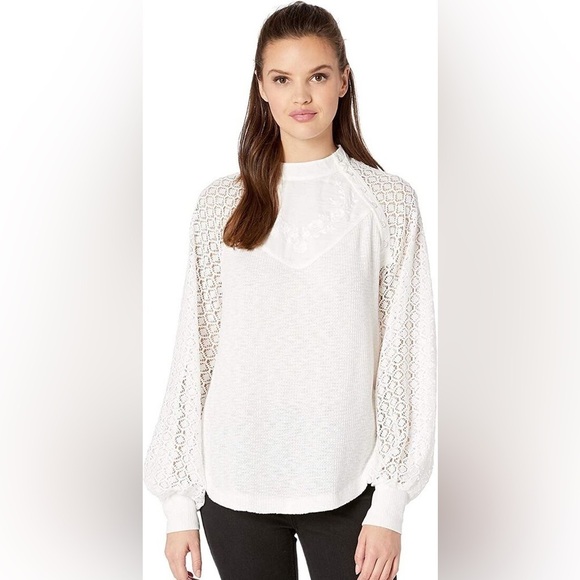 Free People Tops - Free People The Sweetest Thing embroidered top Medium